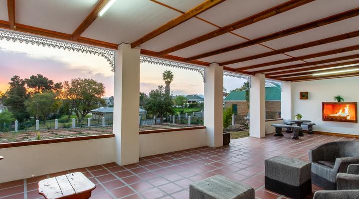 Ravenscliff White House