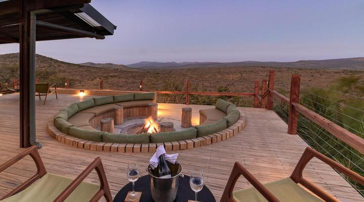 Rhino Ridge Safari Lodge
