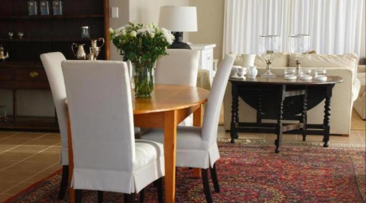 Sneezewood Farm B&B and Self-Catering Cottage