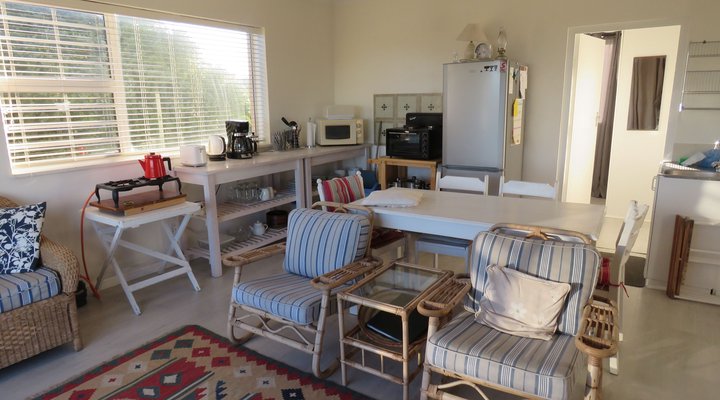 Metcalfs Longbeach Accommodation