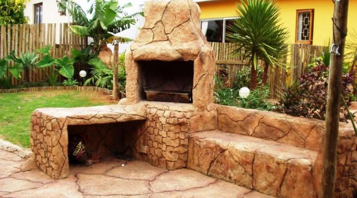 Flintstones Guest House Durban