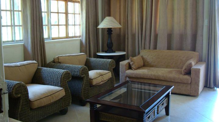 Barbets Nest Bushveld Retreat