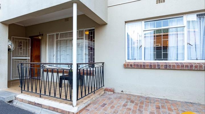 93 on Beach Apartment