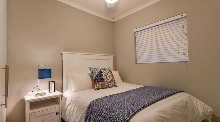 8 on Fleur Park Beach