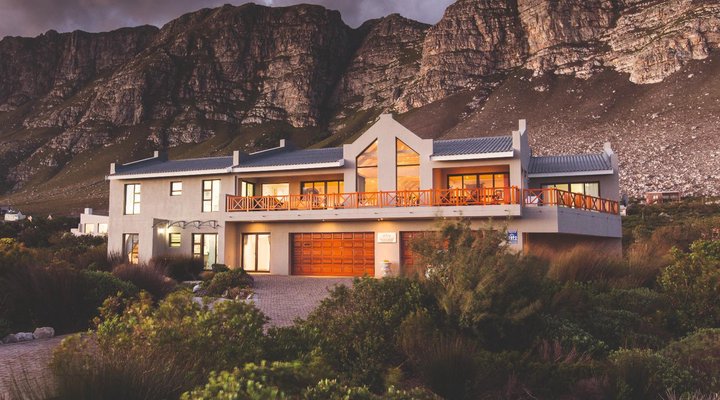 Van Den Bergs Guesthouse B&B