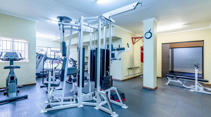 Lovely 2 bedroom unit in the heart of Melville - 127