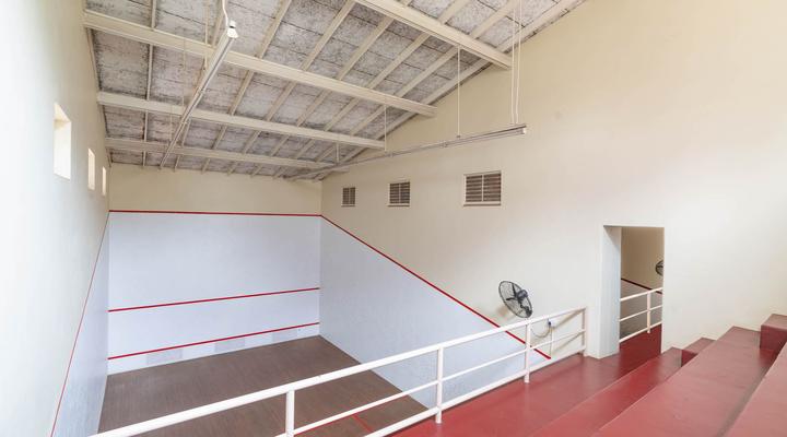 Lovely 2 bedroom unit in the heart of Melville - 127