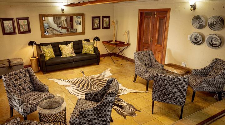 Mmakuba Private Game Lodge