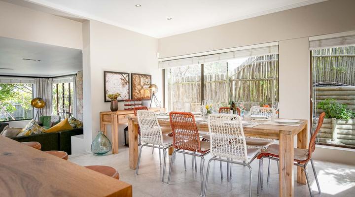 Chapman's View Villa - with solar backup power