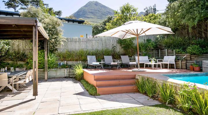 Chapman's View Villa - with solar backup power