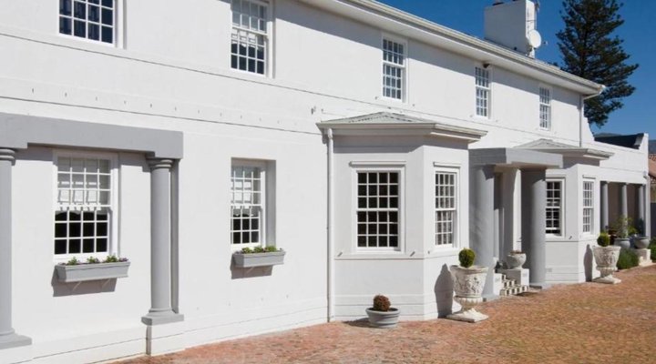 Capeblue Manor House