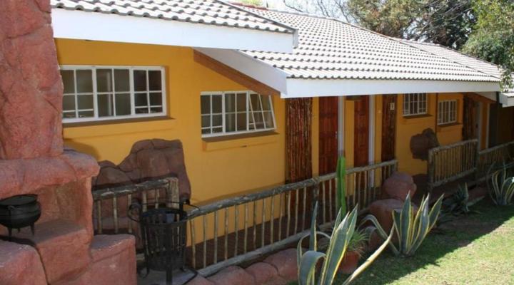 Flintstones Guest House Fourways