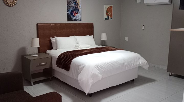 CyC Guest Lodge