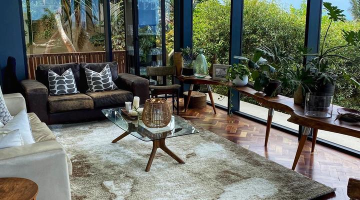 Umdloti - Designer Villa with Solar