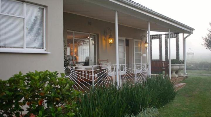 Sneezewood Farm B&B and Self-Catering Cottage