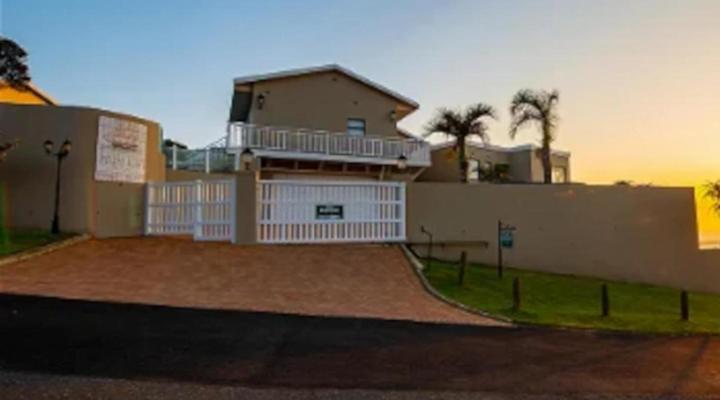 Fairlight Beach House