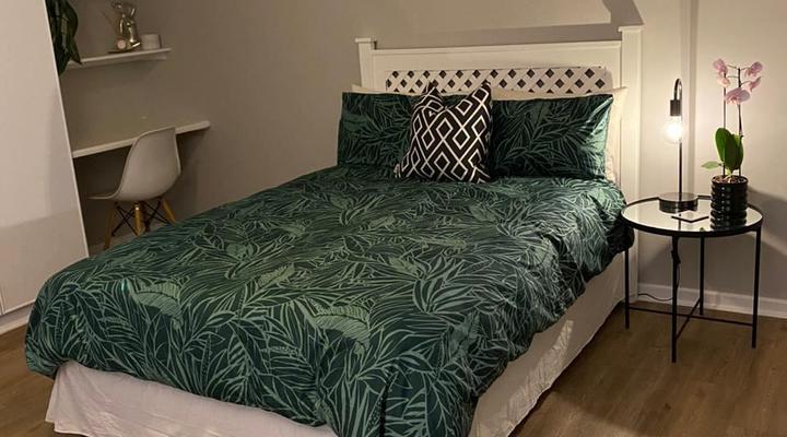 Cozy Coastal Retreat