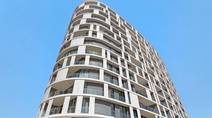 Ellipse Waterfall 3911