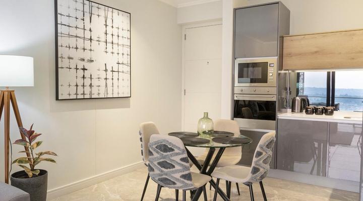 Ellipse Waterfall 3911