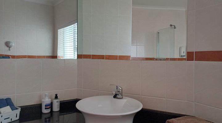 Cowrie Lodge @ Cove Rock Country Estate