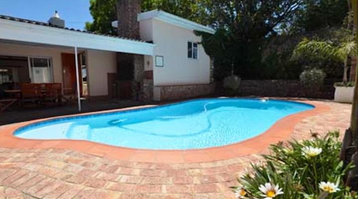 Colonel Graham Guest House