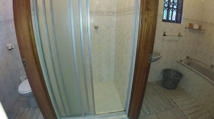 THE BOAT HOUSE, 53 Nkwazi drive.