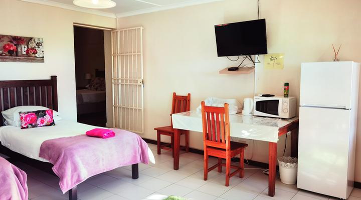 Lemoenkloof Guest Farm