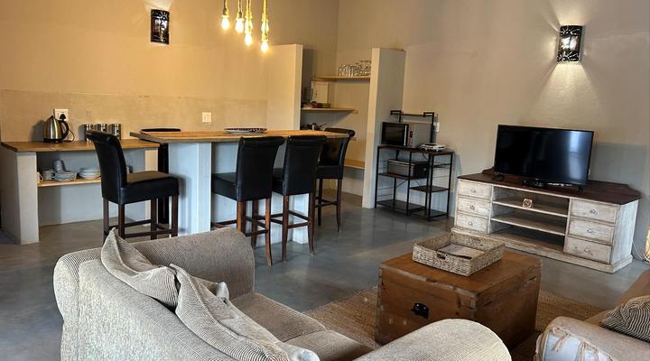 Leadwood Tree Safari Lodge