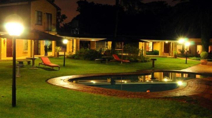 Hoyohoyo Chartwell Lodge