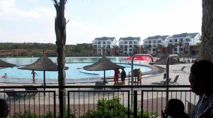 The Blyde Crystal Lagoon - Cologne 3 & 4