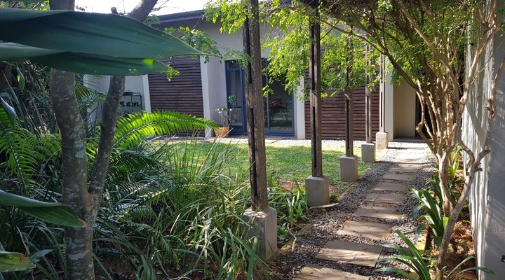 Home away from Home Holiday House