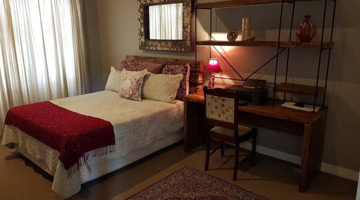 Home away from Home Holiday House