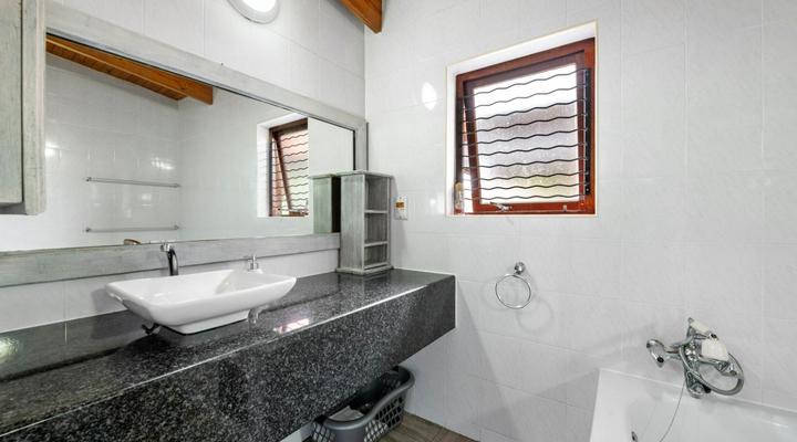 San Lameer Villa 2704 – 4 Bedroom Standard