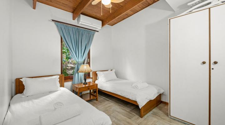 San Lameer Villa 2704 – 4 Bedroom Standard