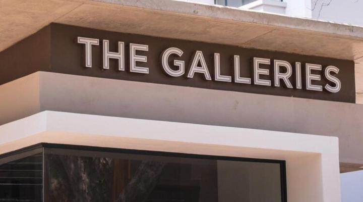 Urban Oasis Apartments @ the Galleries