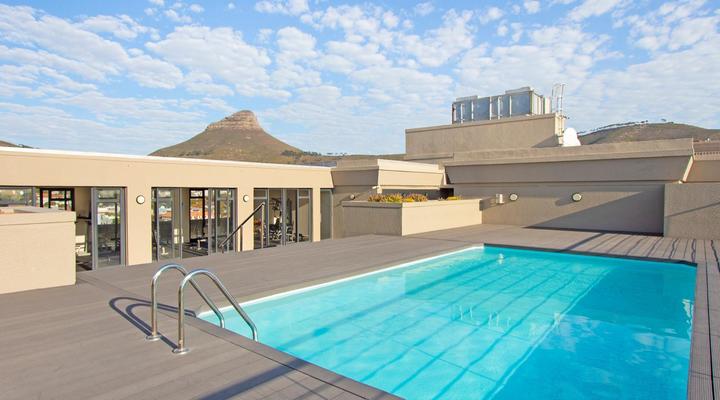 Awesome Stays 815 Four Seasons