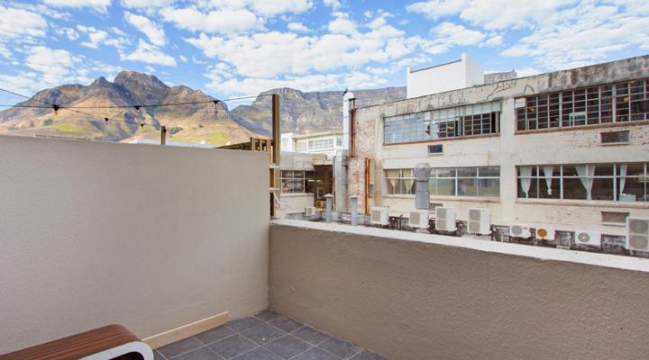 Awesome Stays 815 Four Seasons