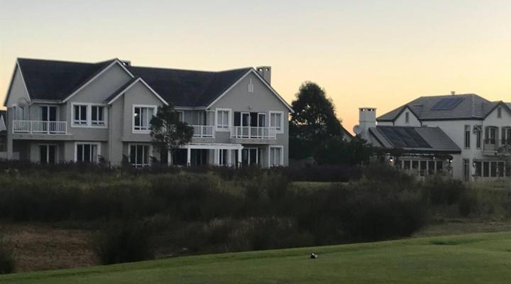 Above Par at Kingswood