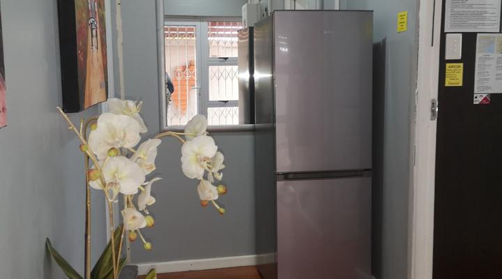 Room 11 NO LOADSHEDDING