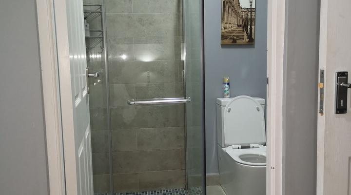 Room 11 NO LOADSHEDDING