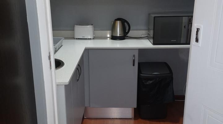 Room 11 NO LOADSHEDDING