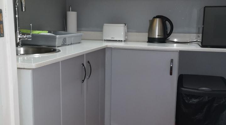 Room 11 NO LOADSHEDDING