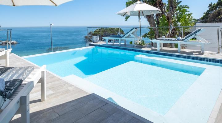 Clifton Sunset 24/7 Power and Heated Infinity Pool