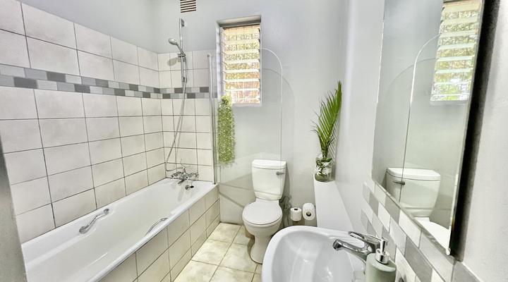 St Lucia Holiday Cottage