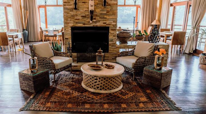 Bambuu Lakeside Lodge