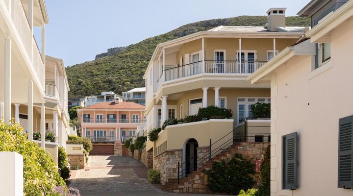 The Majestic Apartment