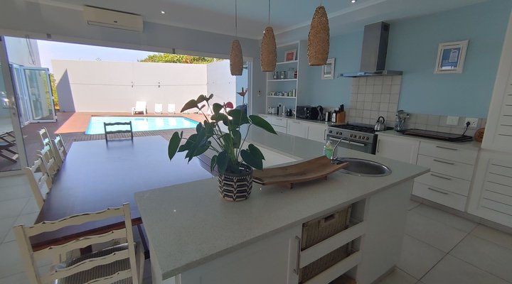 The FYVIE'S @ 41 Glen Drive