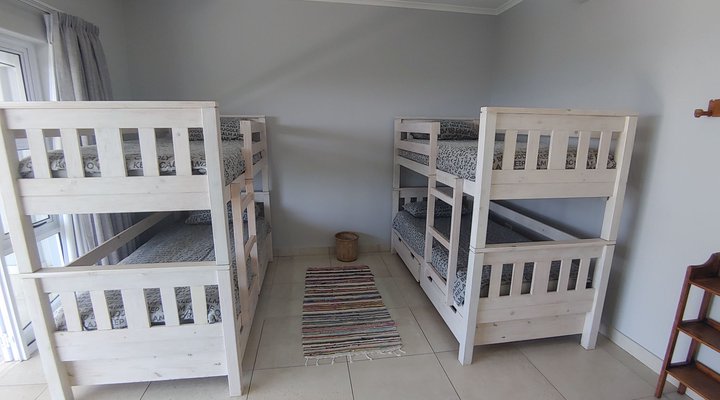 The FYVIE'S @ 41 Glen Drive