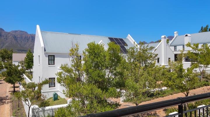 Winelands Golf Lodges 40 by HostAgents