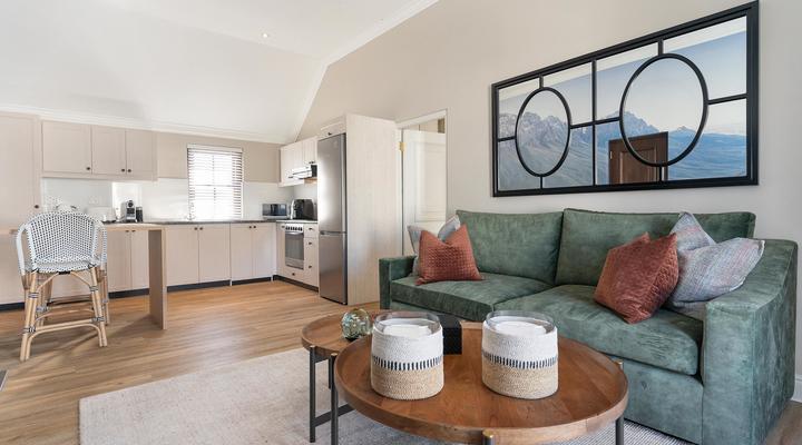 Winelands Golf Lodges 39 by HostAgents